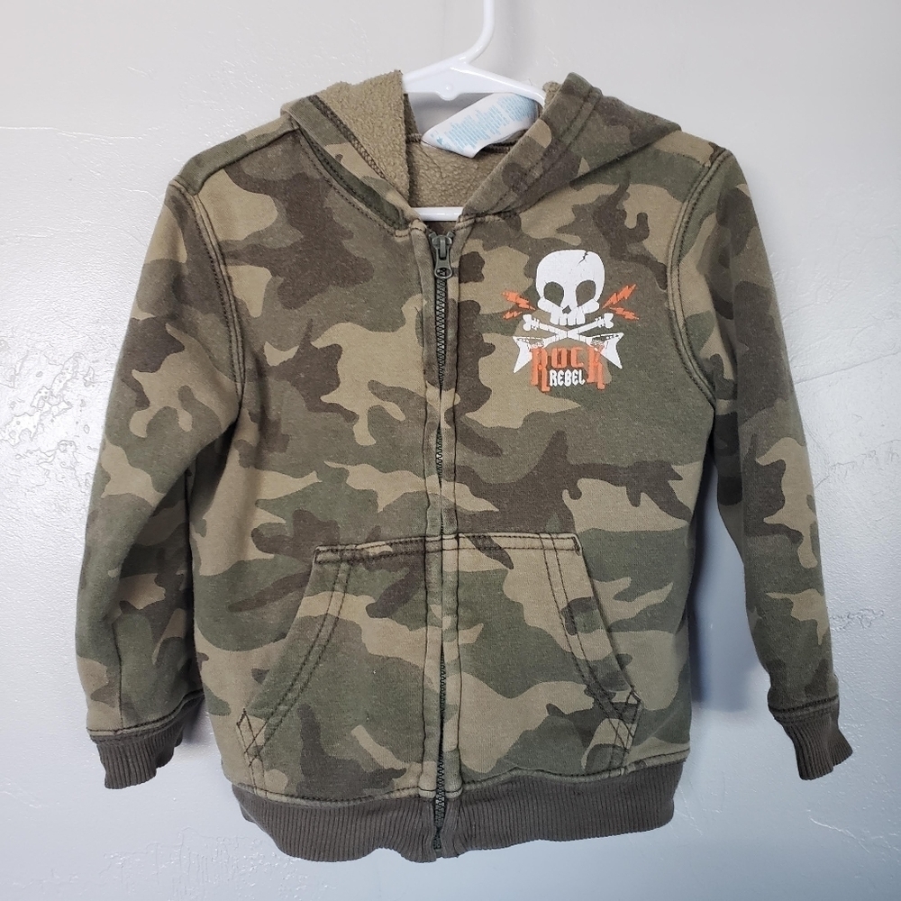 WonderKids Toddler Boy 2T Green Camo Jacket Skull Crossbones